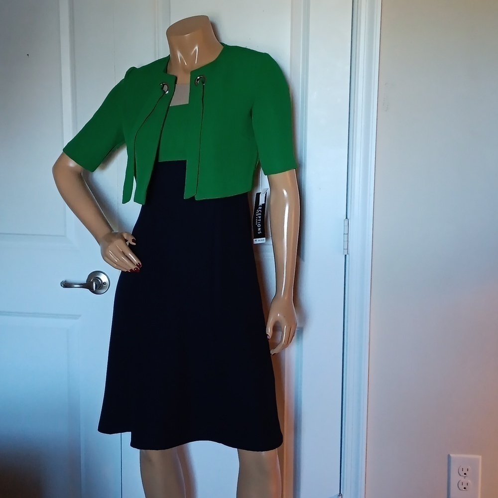 Perception 2Pc. Petite Dress Suit, XS. NWT